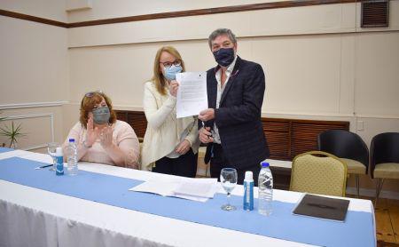 d747bd153318f5d3d9cd328099d33e9e_L