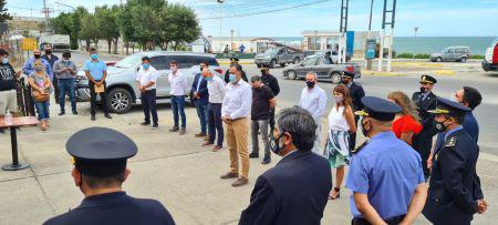 128c81bd0aa558d915187a2fb6eb6c37_L