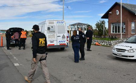 6e81dd38dd1c52ab2dda5d48059d0ed1_L