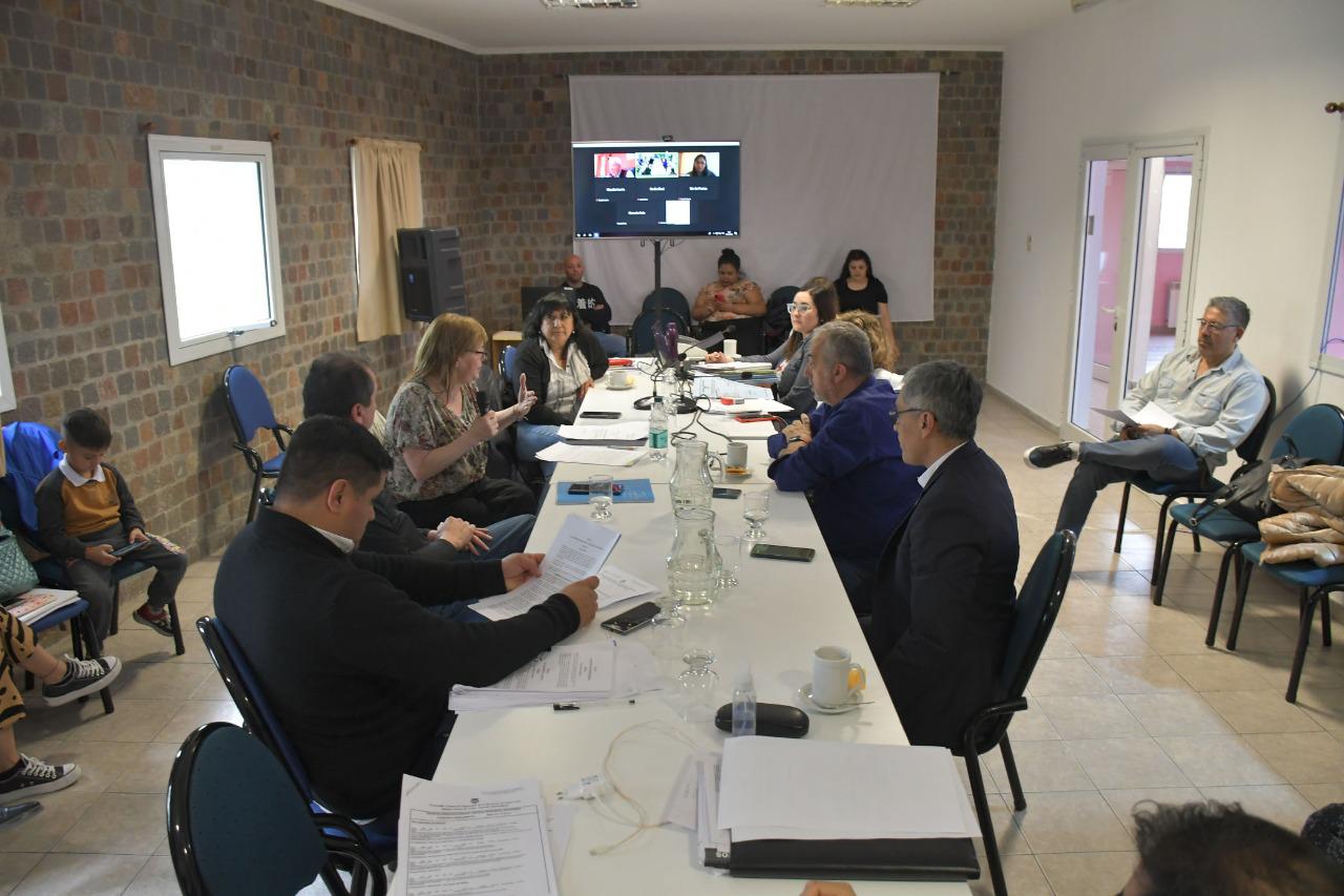 25-10 asuntos constitucionales 1