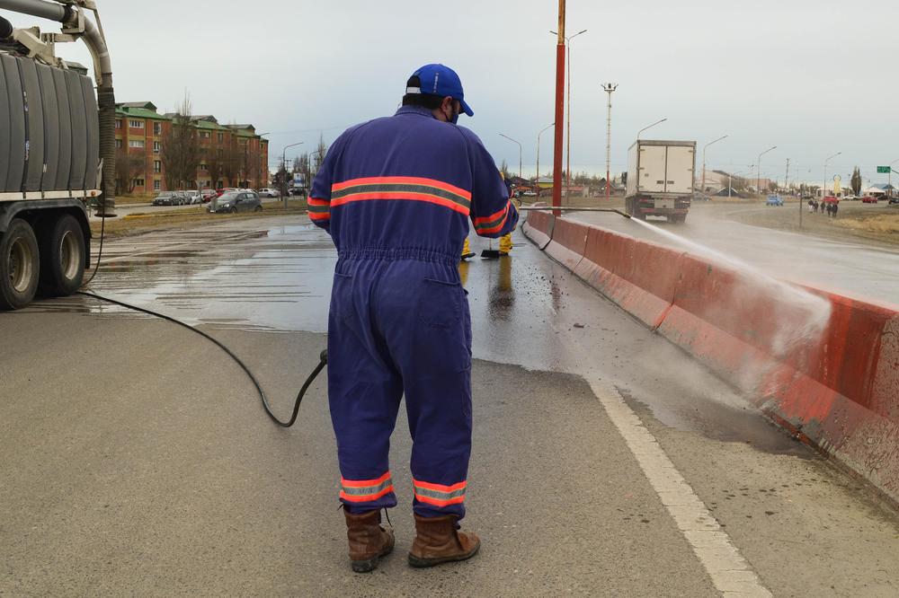 SOPU - LIMPIEZA EN LA AUTOVIA - SIN SELLO-2