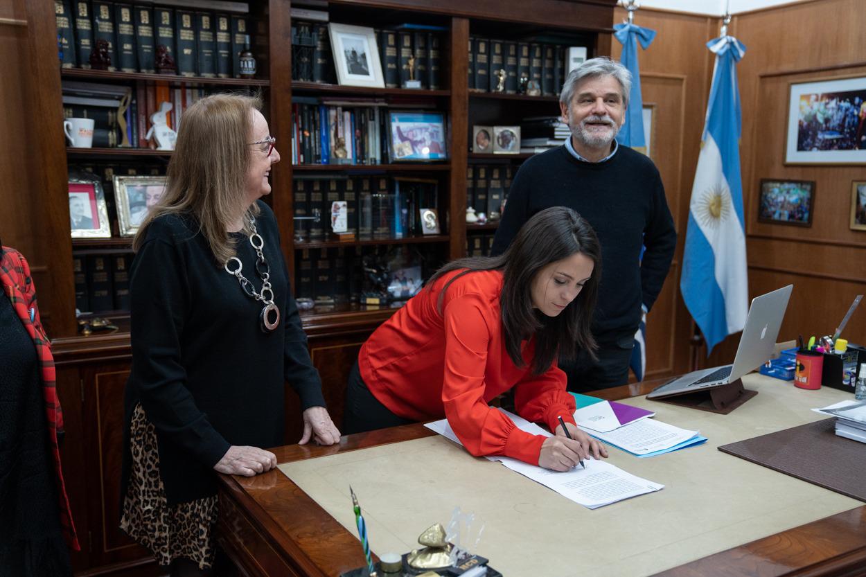 WhatsApp_Image_2022-10-06_at_11.37.28_2