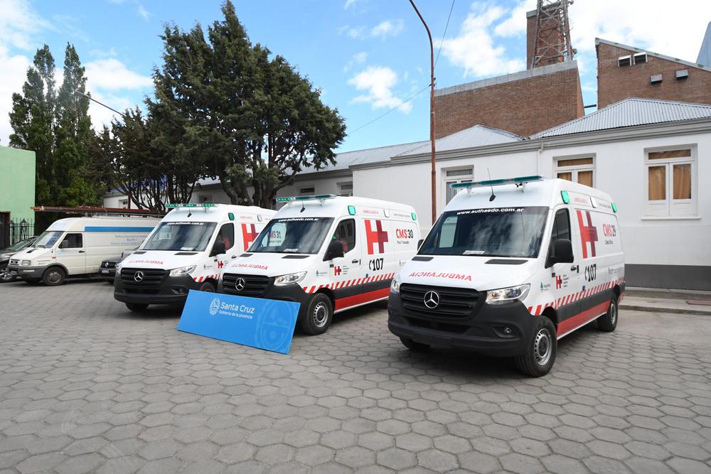 20231115_AK_ENTREGA_DE_AMBULANCIAS