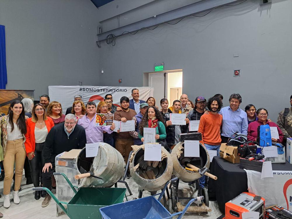 20-10 entrega de herramientas a emprendedores (1)