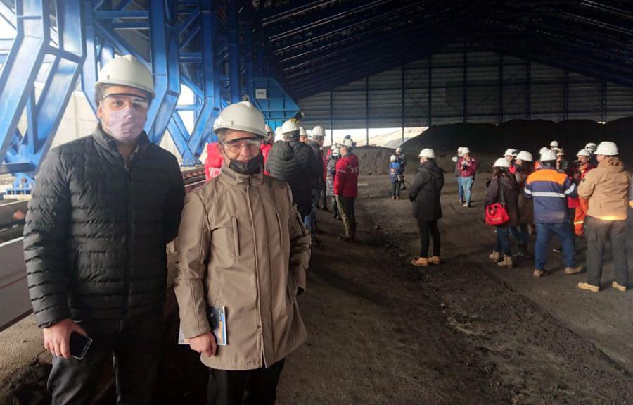 49e6d074ebd6698ecc06b6f398f6744f_XL