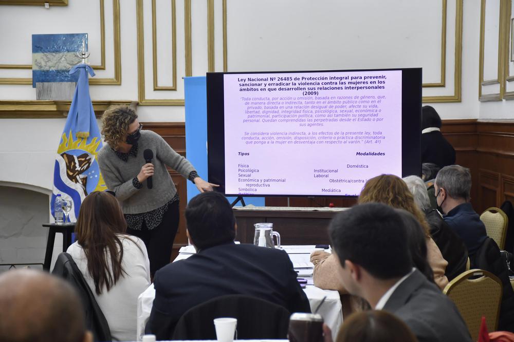 20220826_AK_LEY_MICAELA_SALON_BLANCO_34