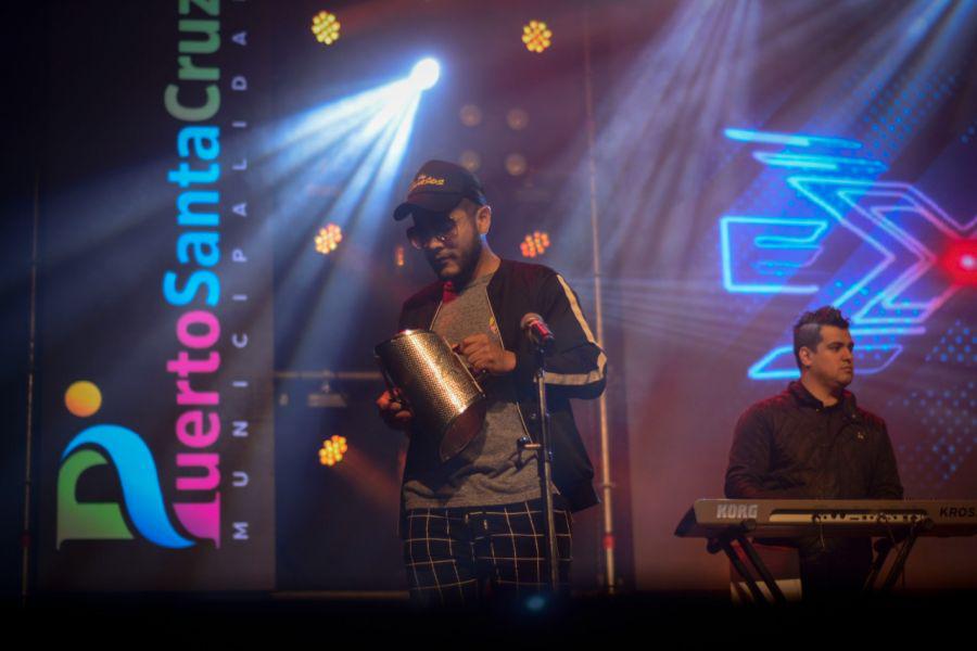 561e9bb93ab78af8a5c6b86d5eb7c722_XL