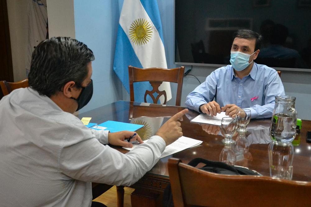 24FC871E-ACE1-4DA6-B652-52634C37DC7A