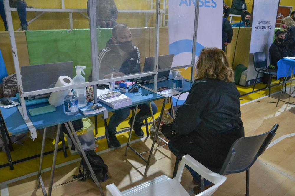 DES_SAL_ESTADO EN TU BARRIO_VACUNATORIO LUCHO FERNANDEZ_20_08-6