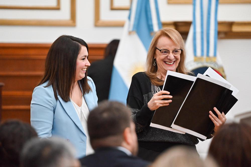 20230510_AK_ENTREGA_EMPRENDEDORES_6_de_29