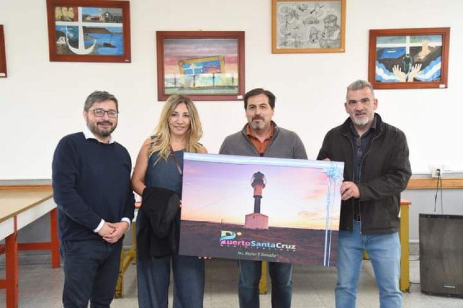 e21016143e6ce82f6420f82c40502403_XL