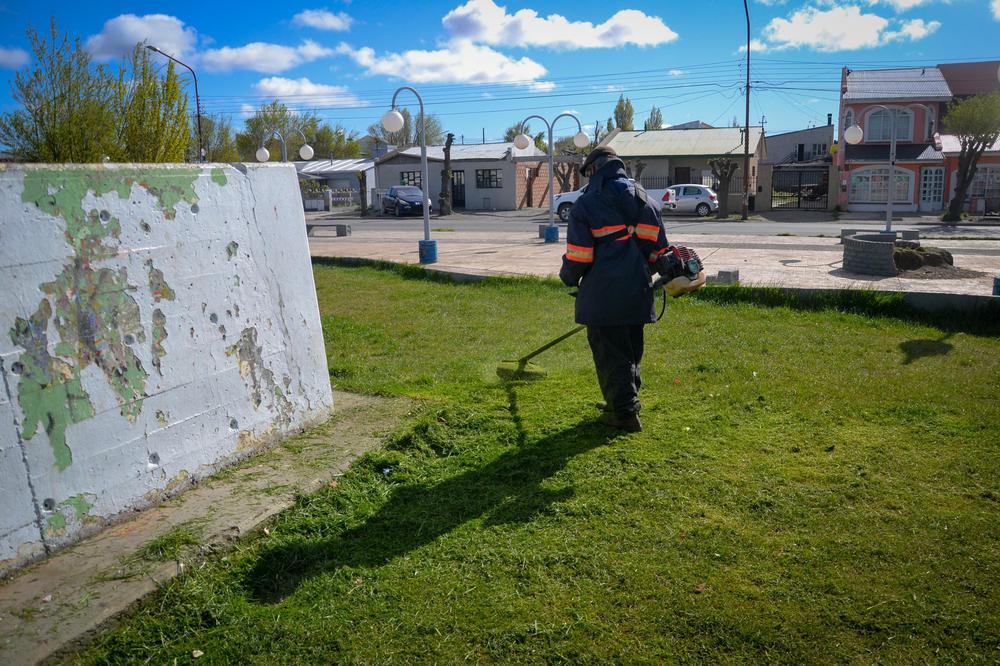 1A1D203F-5186-4876-93FB-C74B014F4F03