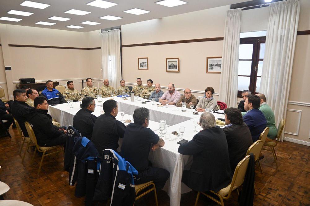 8ec98c87-0a37-424a-b4c3-4d7d21b65bb2