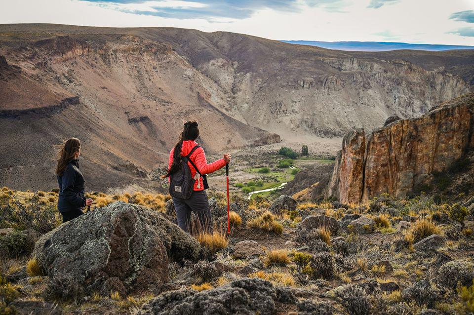 CanĚadoĚn riĚo pinturas - parque patagonia argentina