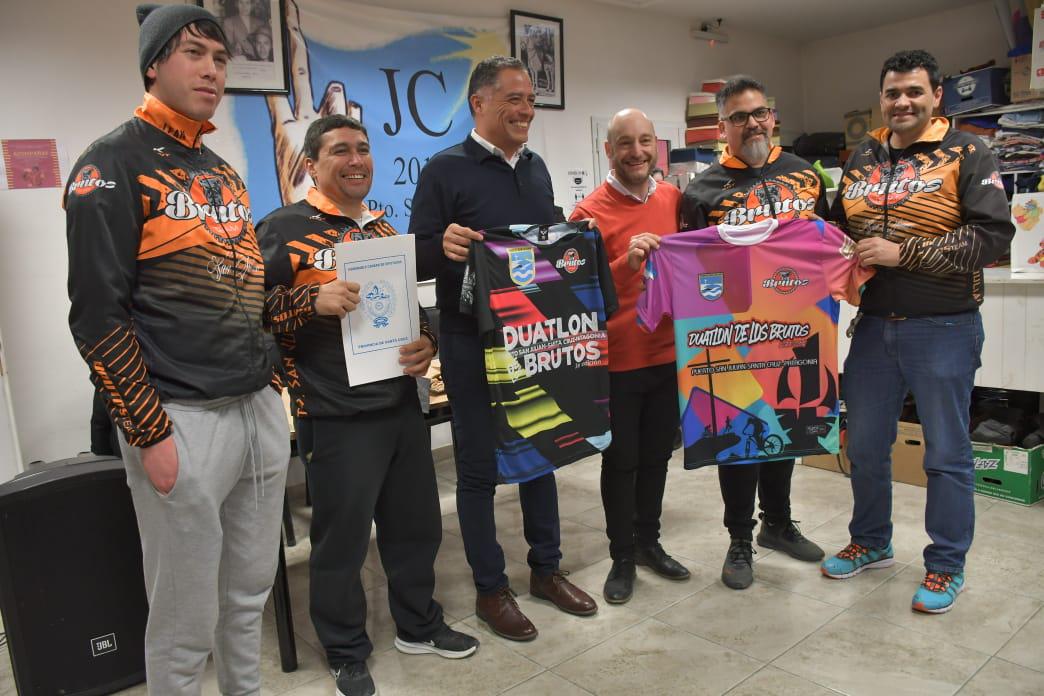 ENTREGA DE APORTES (4)