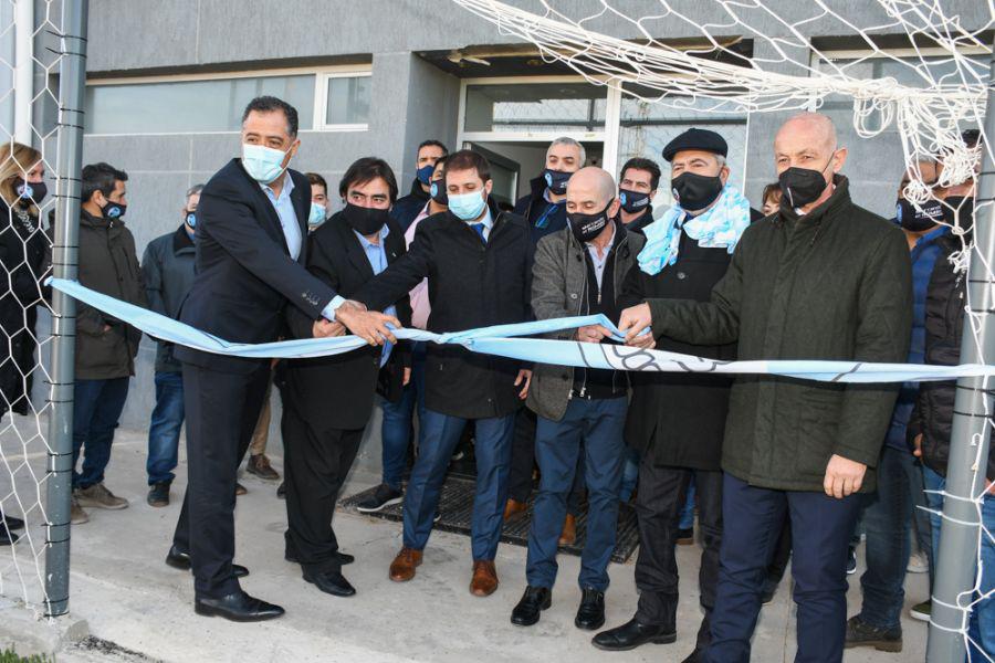 8e2e1879ee2adcc3848456a42a375d52_XL