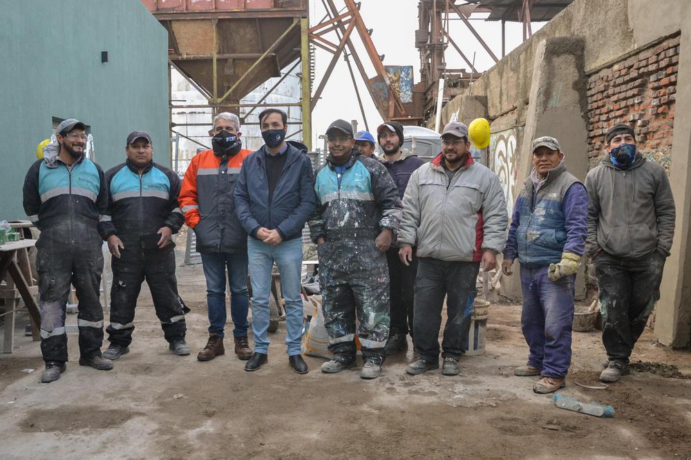 INT_RECORRIDA CON ANIBAL FERNANDEZ - PELICHE Y CASA DE LA JUVENTUD -14_05 - SIN SELLO-15