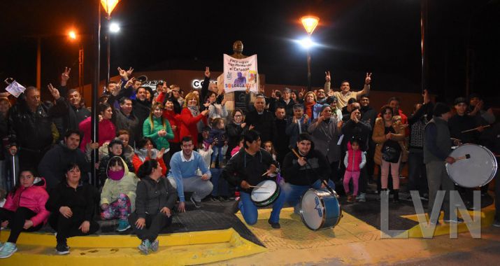 5d60cefdd8544_715_380!