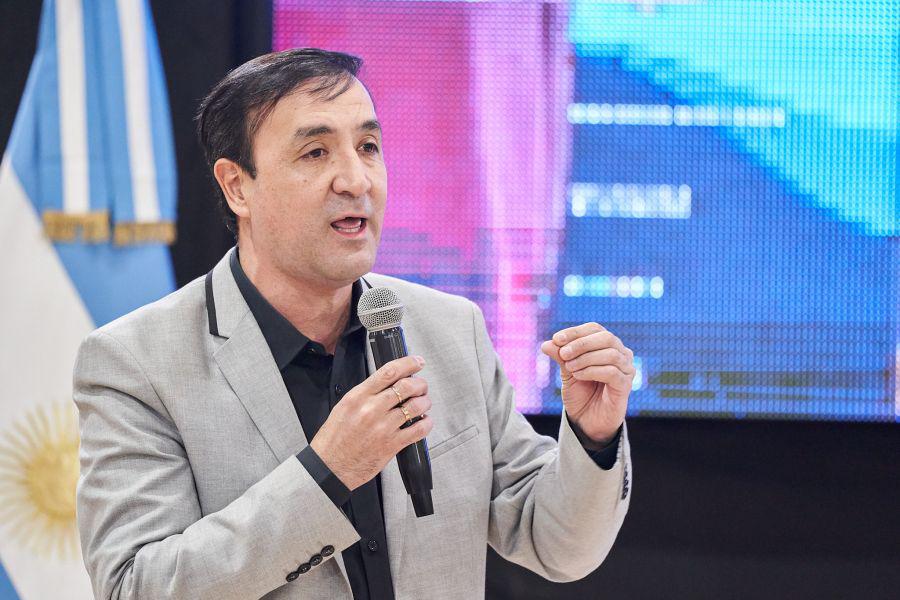 a91b8a2b5a5a43a2890b3bb75165c4c7_XL