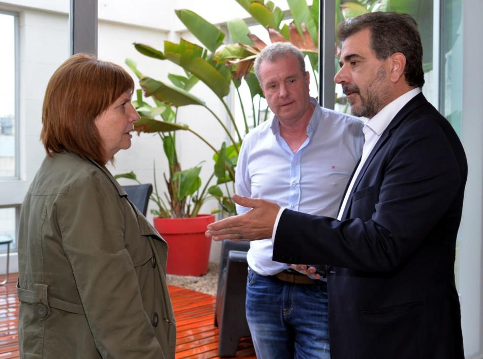 61a02bb7accab_950_707!