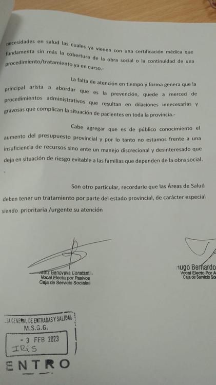 FOTO 2 Hoja 2 de la nota a la gobernadora