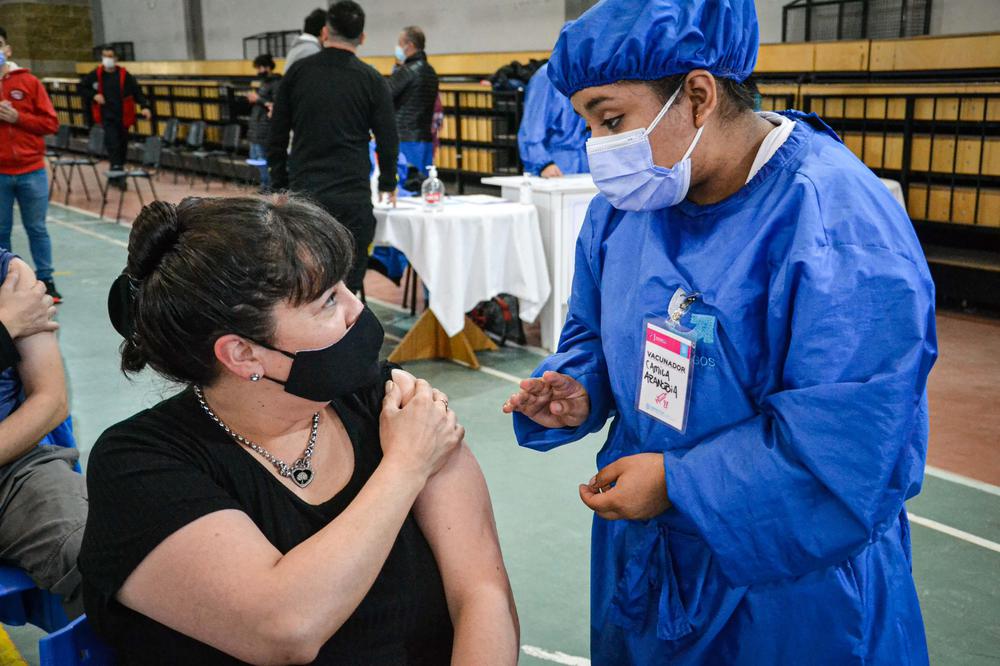 SAL_VACUNATORIO_09_06-69