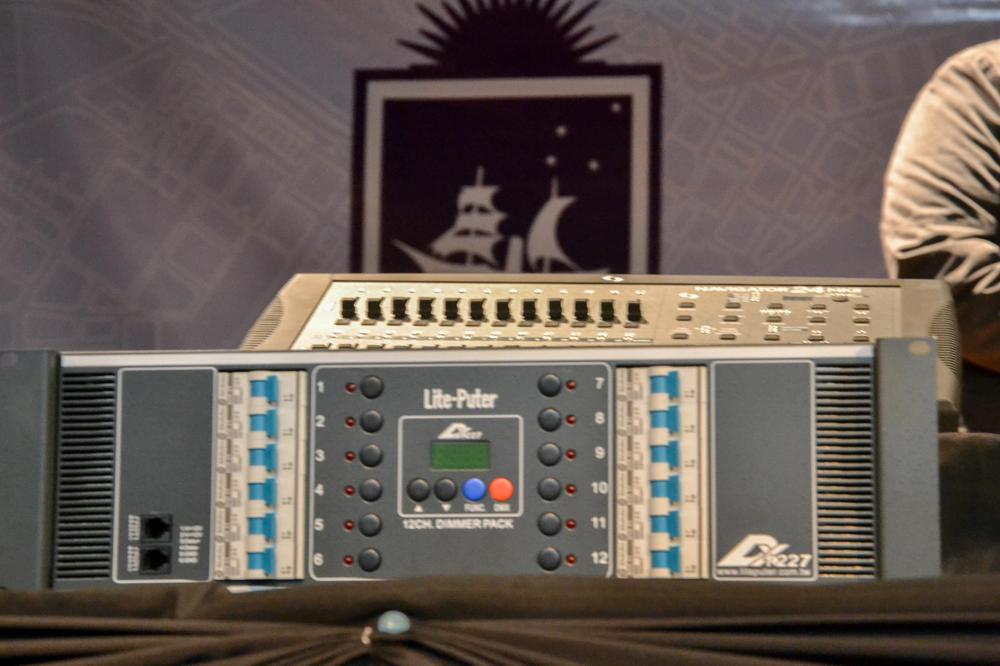 INT- ENTREGA DE EQUIPAMIENTO AL TEATRO Y HORNAMENTACIONES - 4-6 - SIN SELLO-25