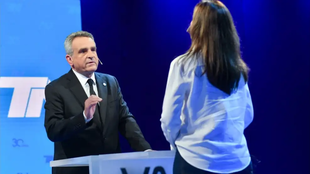 victoria-villarruel-y-agustin-rossi-en-el-debate-vicepresidencial-en-tn-1-g20230921-1658385