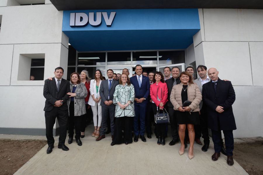 29efccd5bedcc5f596e65bf1bd436d0e_XL