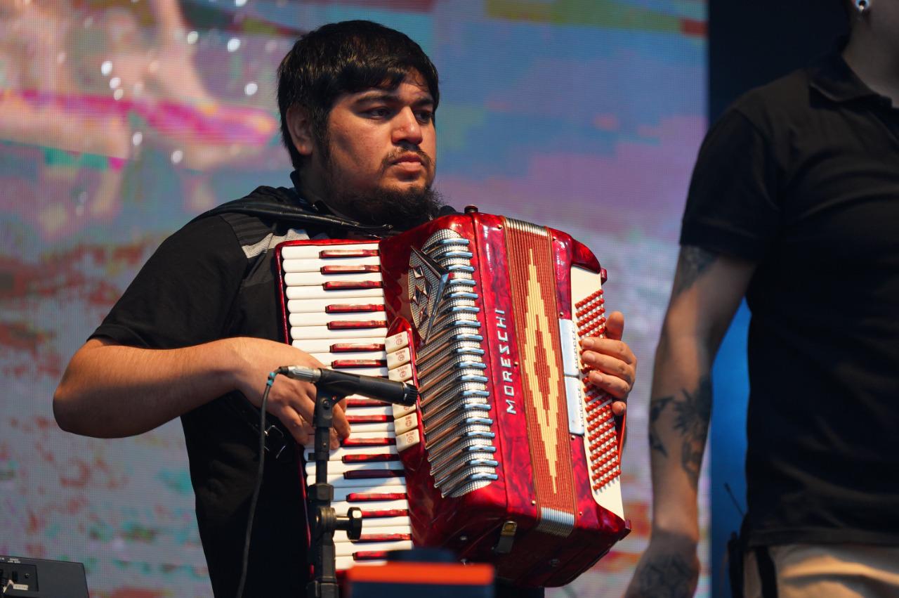 WhatsApp_Image_2022-12-12_at_12.14.00_13