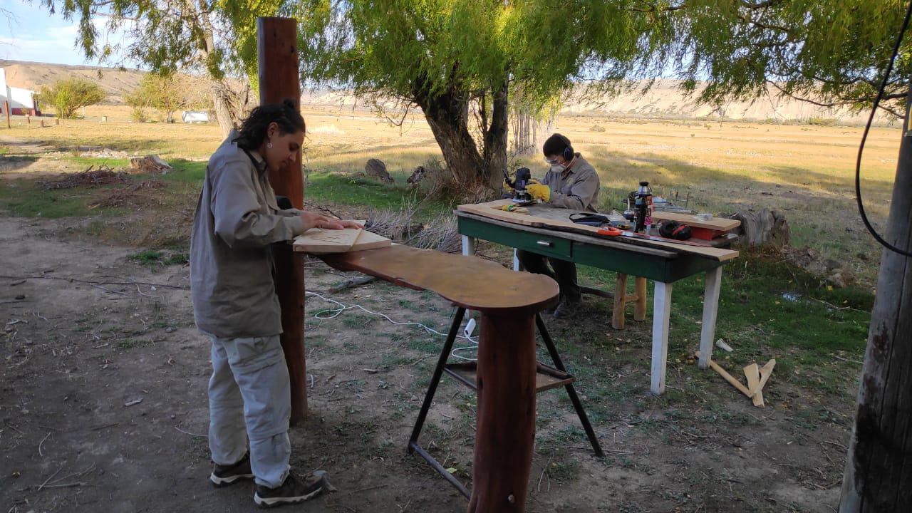 Los voluntarios desarrollan todo tipo de tareas acompañando a los guardaparques 02 (1)