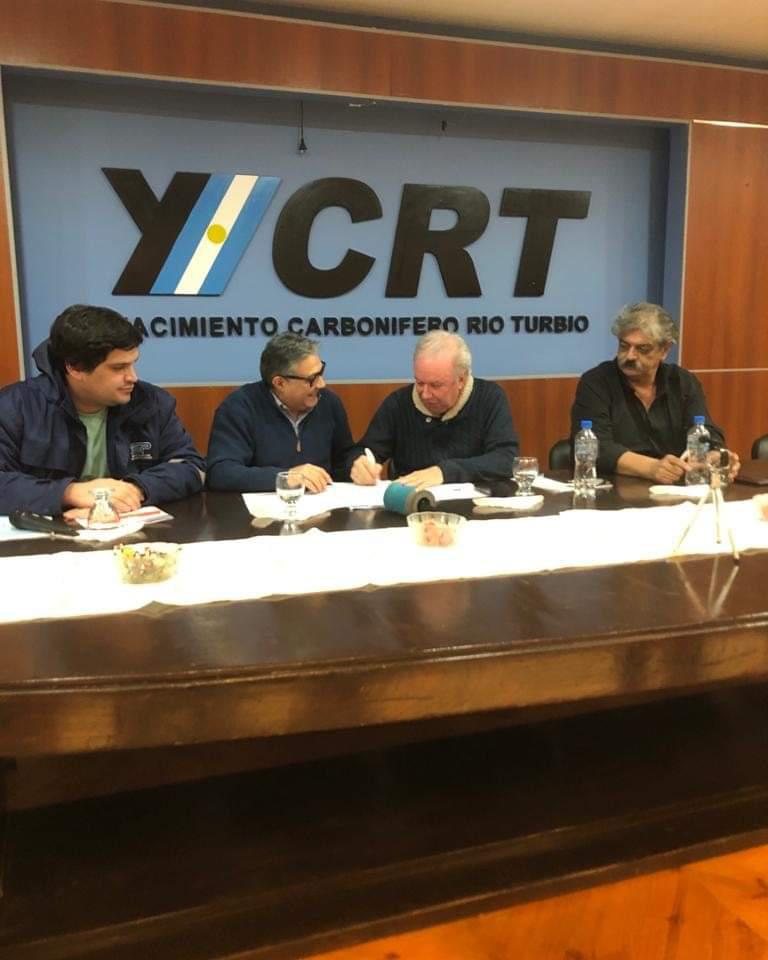 277461106723417d8ea3f352663851b8