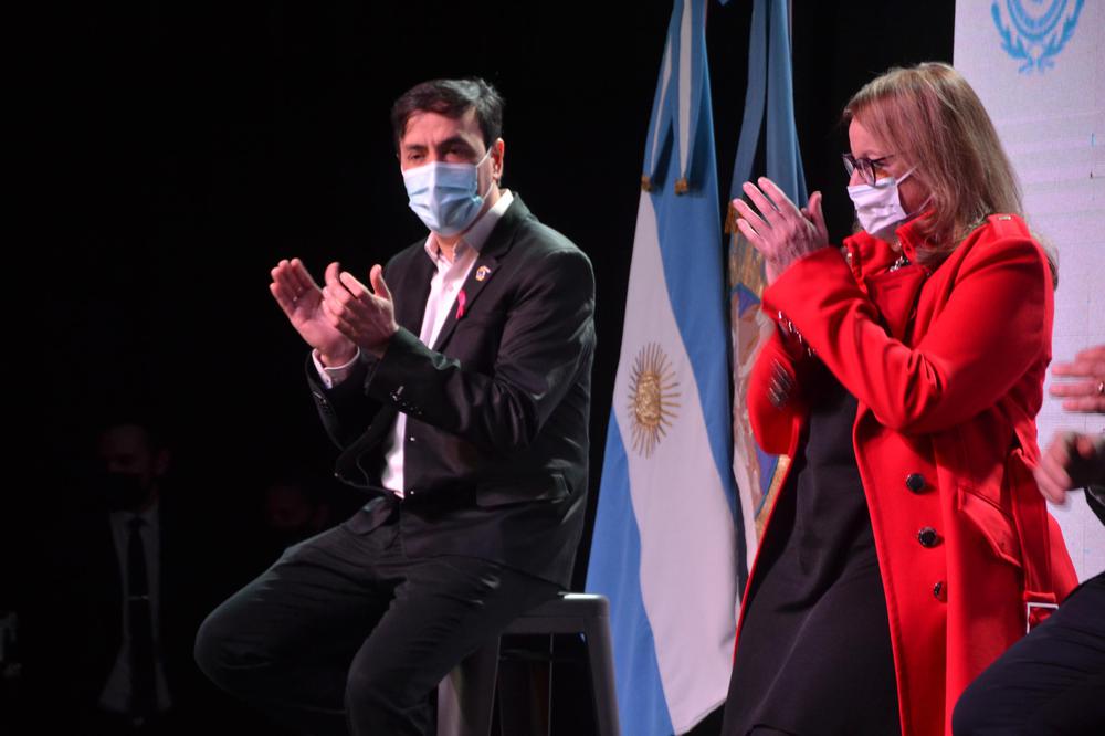 012D07BD-DB57-4266-BA16-F33A6CD4DB40