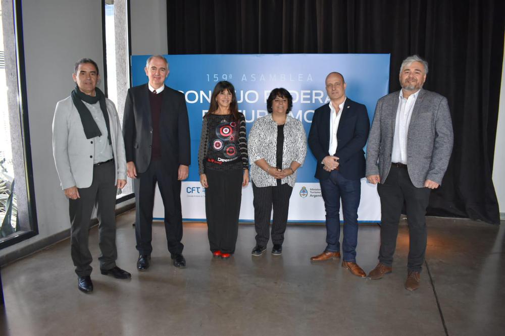 176cc7cd-a0cd-474c-84ca-c7ee4b5f1599 (1)