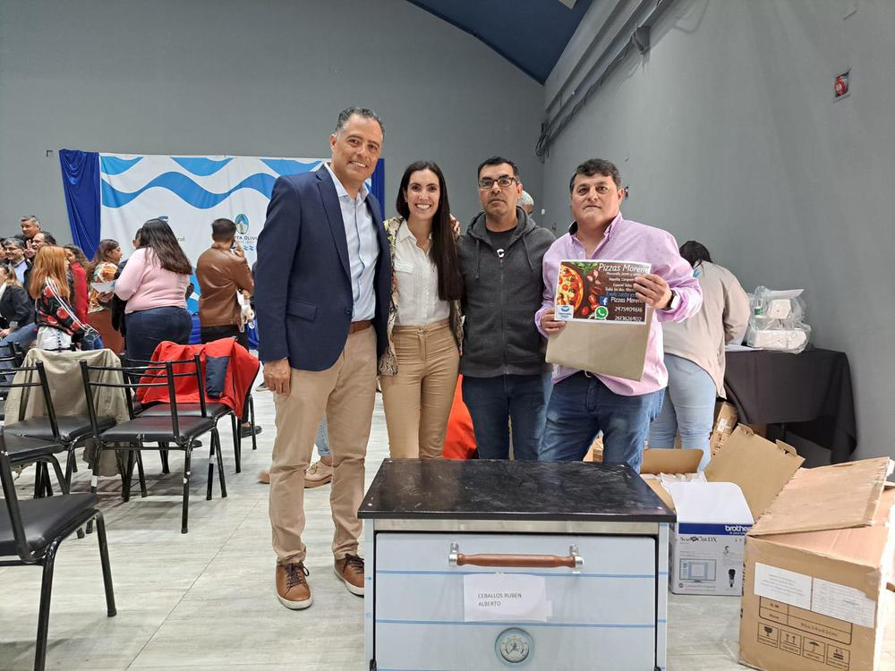 20-10 entrega de herramientas a emprendedores (2)