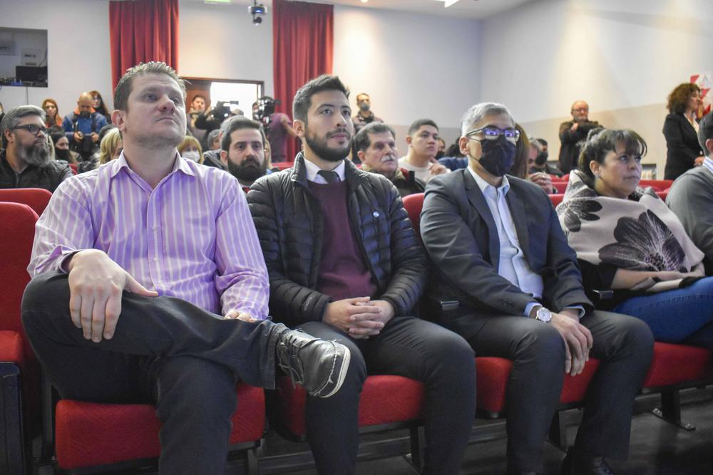 INT_GOB_NIÑ_LLAMADO A LICITACION-4