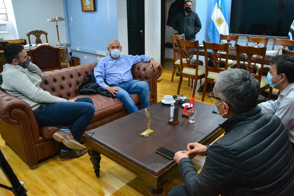 INT- REUNION CON EL SEC GENERAL DE UTA- SIN SELLO-5