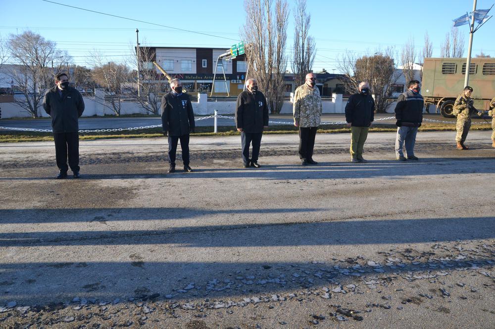 INT_EJERCITO_ACTO (4)