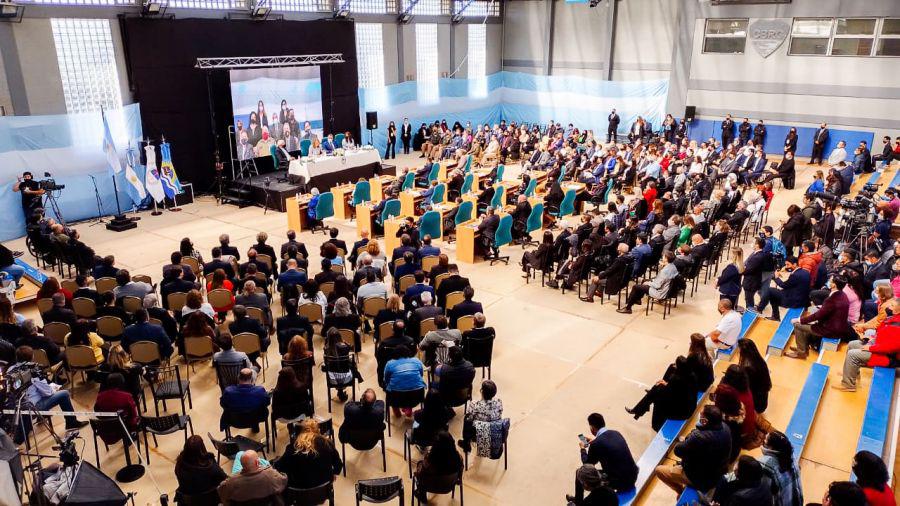 e0f9987c973f2ce68c52e84b6a52ef92_XL