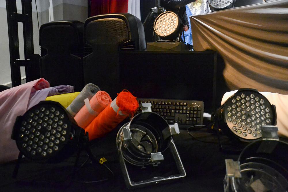 INT- ENTREGA DE EQUIPAMIENTO AL TEATRO Y HORNAMENTACIONES - 4-6 - SIN SELLO-9