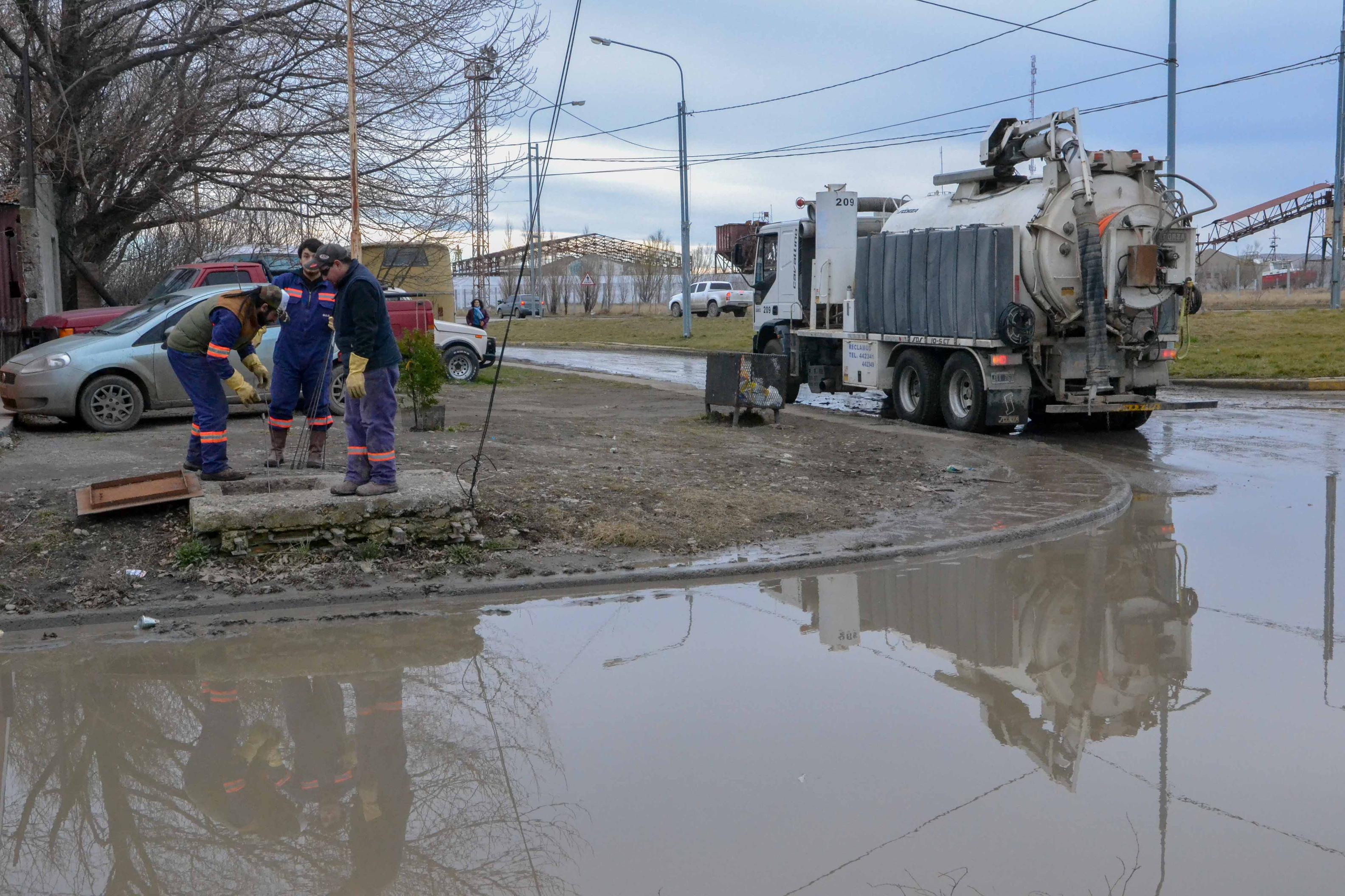 Obras públicas realiza tareas en distintos puntos de la ciudad