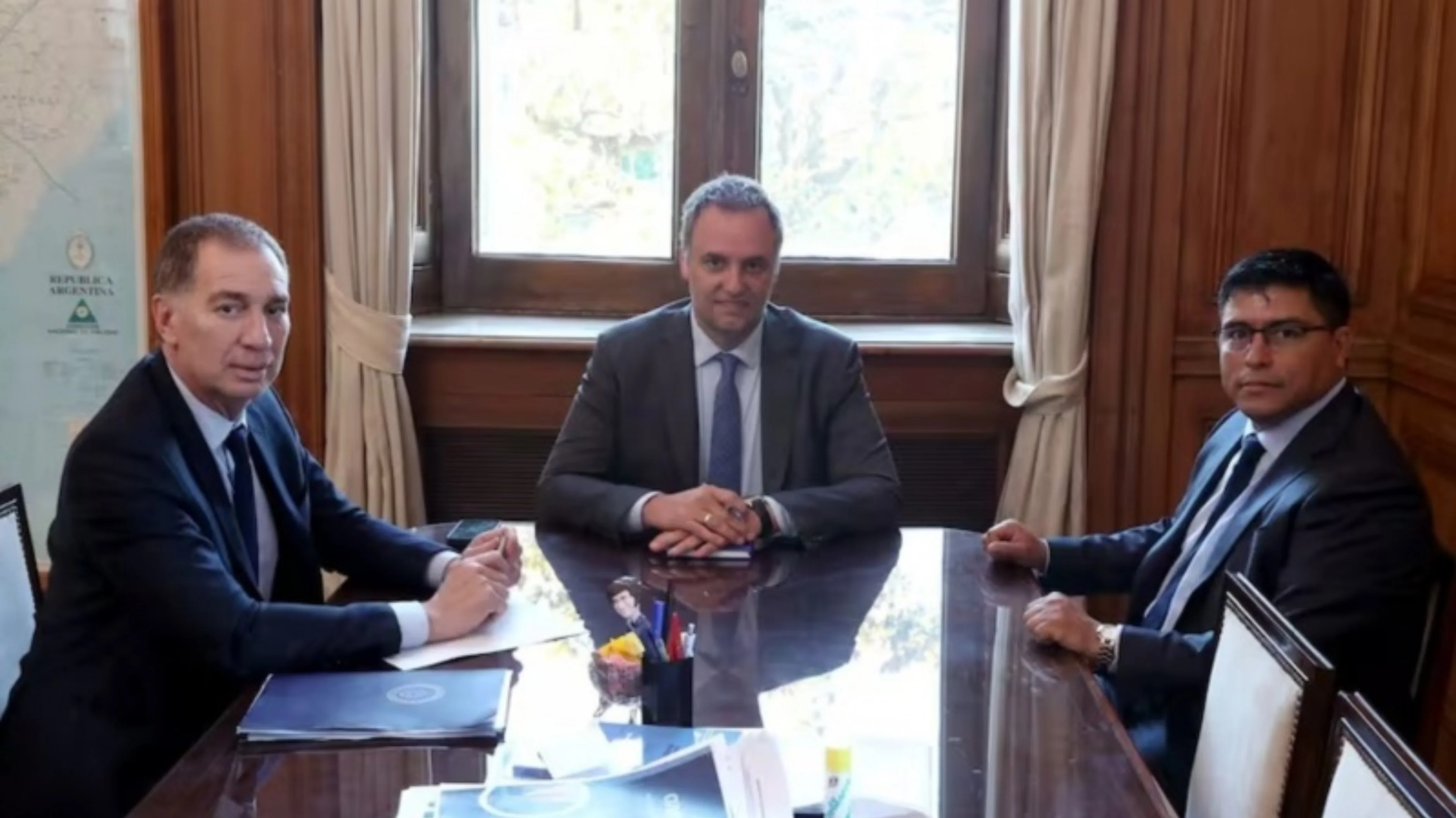 Santa Cruz recibió 100 mil millones de Nación