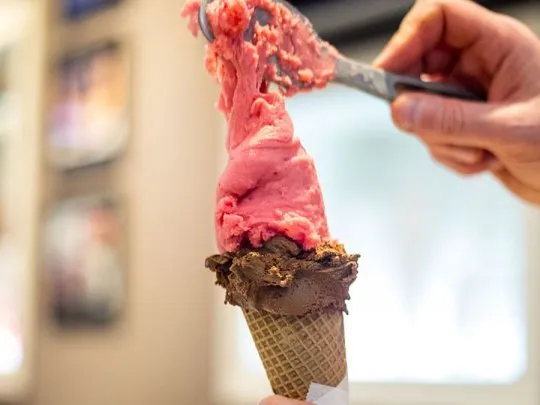 noches-las-heladeriasjpg