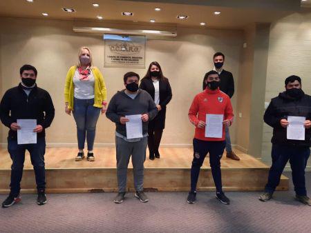 84d894c1ad602bd5b74c4e348e171349_L