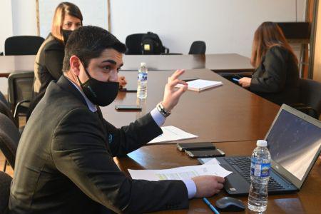 975afd2aacf80e3de521e0f02818223c_L