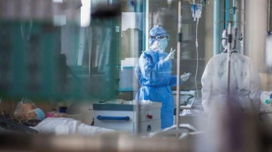 28621-coronavirus-argentina-supero-la-barrera-de-los-10000-contagios-e1614633136815