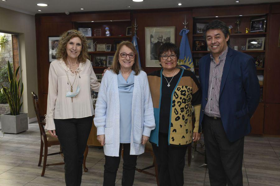 7700d10571ac78dd4441af12277ad3da_XL