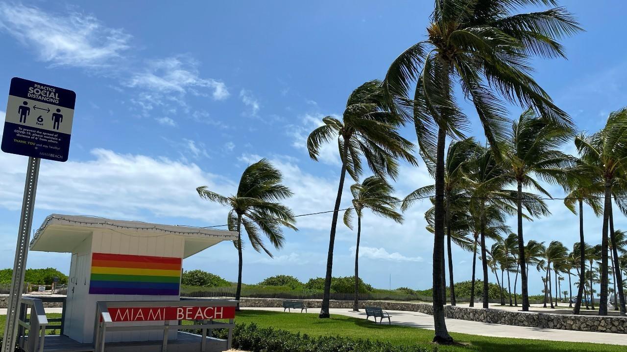 HURACAN ISAÍAS 1 OK