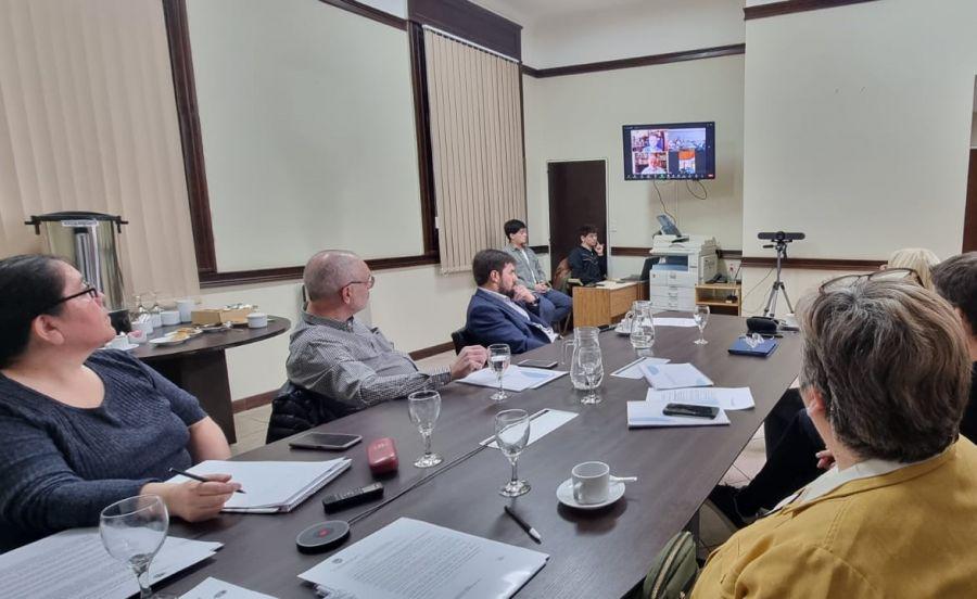 e617ae65fe622cf348dd709eeda6ffbf_XL