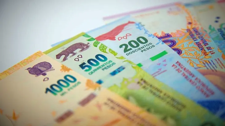 peso-argentino_x1xjpg_554688468jpg